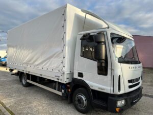 Iveco 75E21 s valníkem a HČ