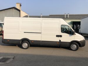 Iveco Daily 35S14V, furgon 15,6m3